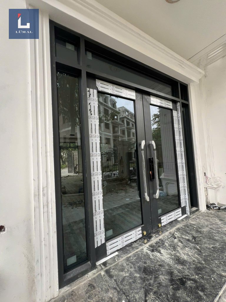 Hệ Cửa Thủy Lực L180G