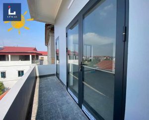 Thi công cửa nhôm kính cao cấp Lumal cho khách sạn ở Mộc Châu