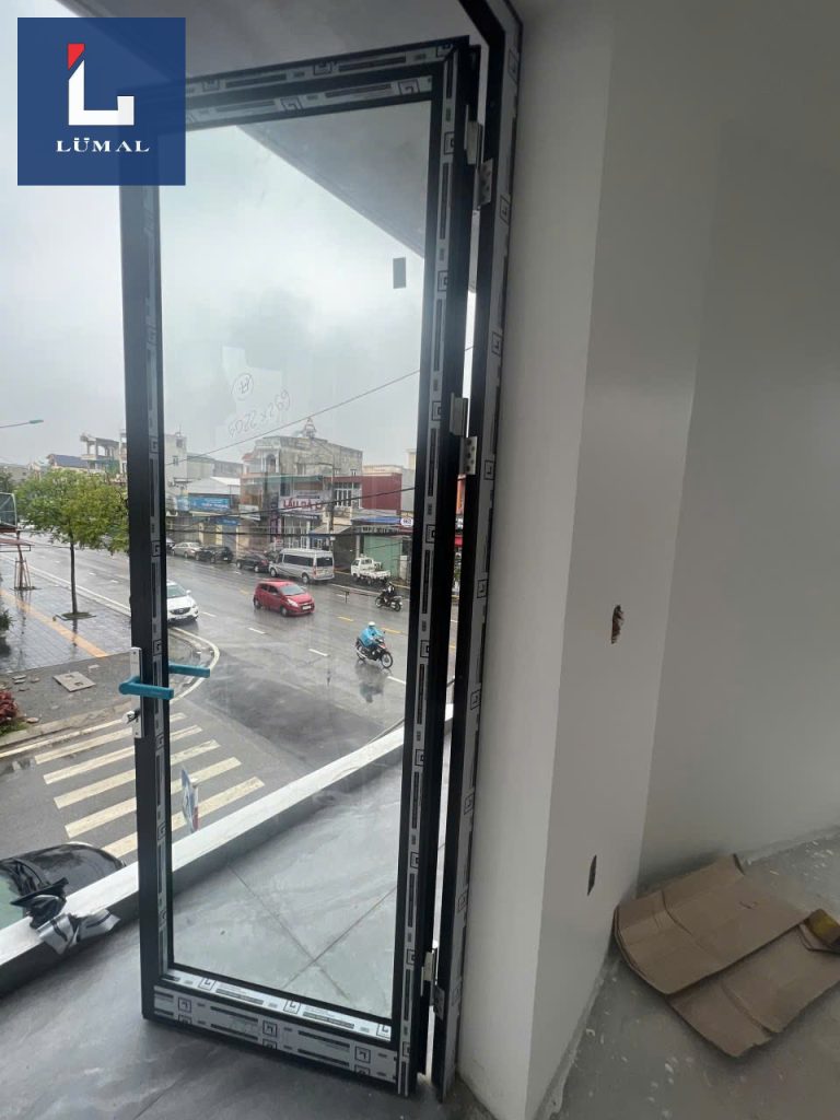 Thi công cửa nhôm kính Lumal tại nhà Ms. Chi – Tp Hải Phòng 2