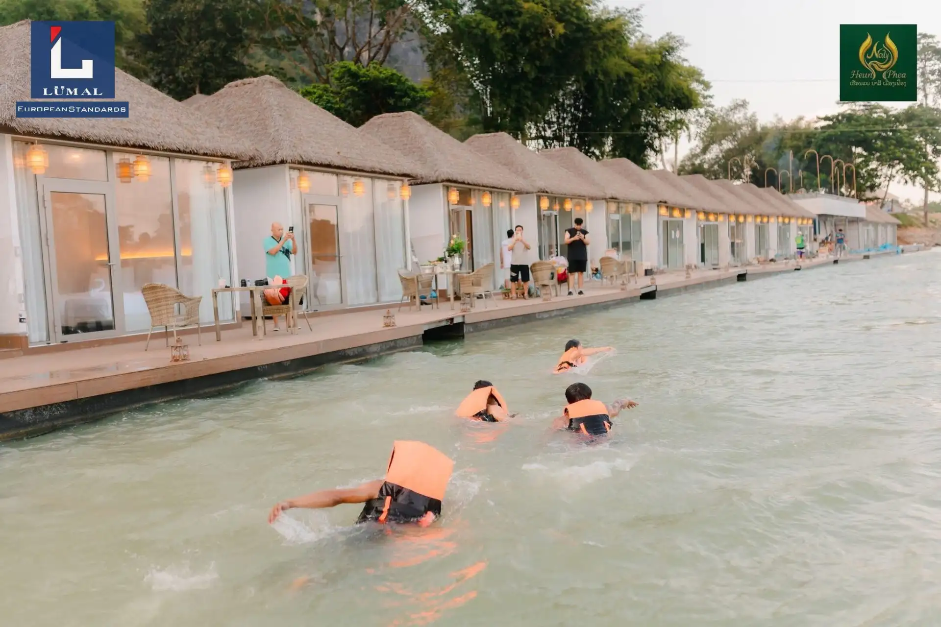 Công trình 52 căn nghỉ dưỡng cao cấp huyện Muang Fueng, Lào