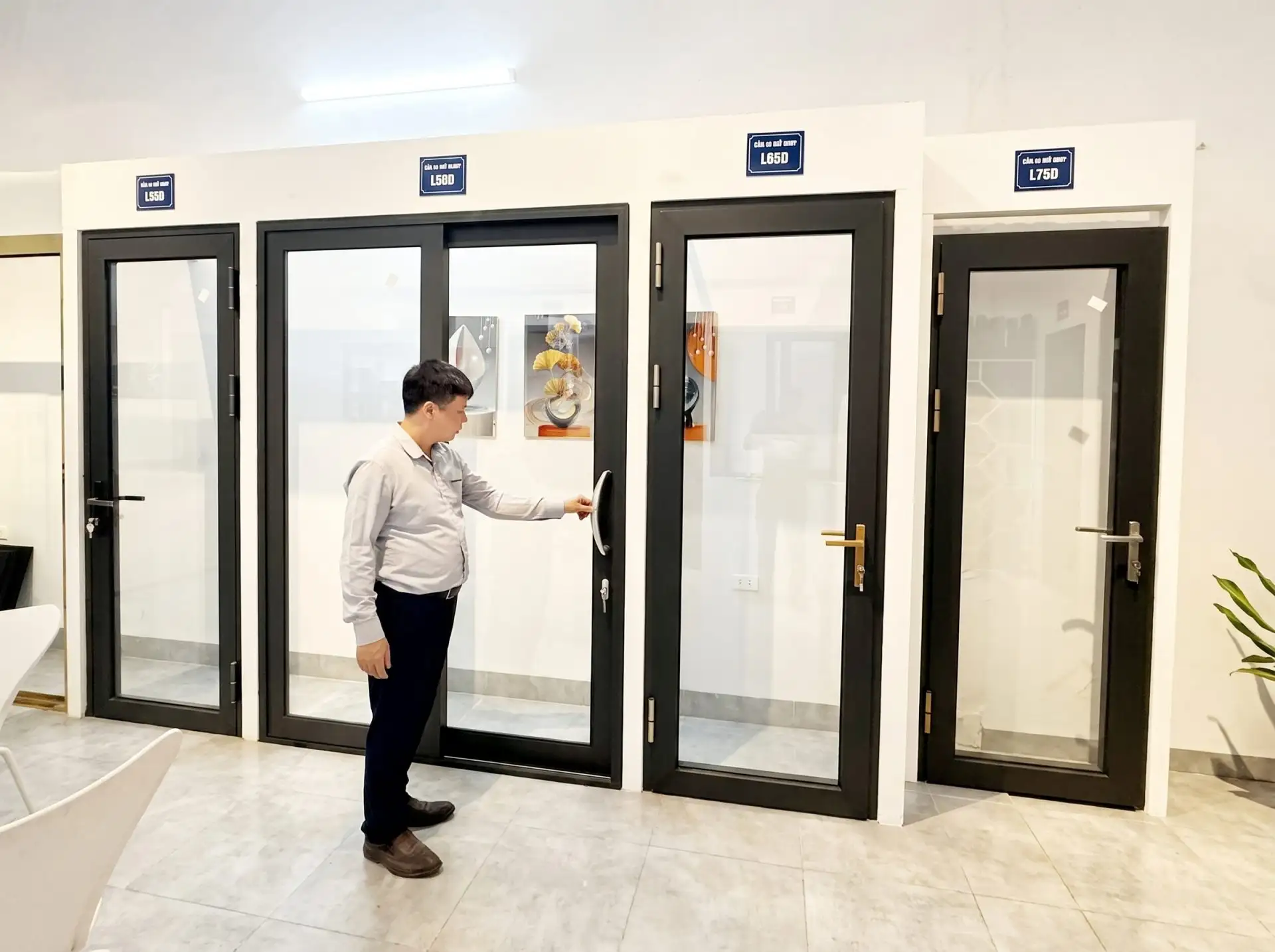 Khai Trương Showroom Cửa Nhôm Lumal Tại Hà Nam