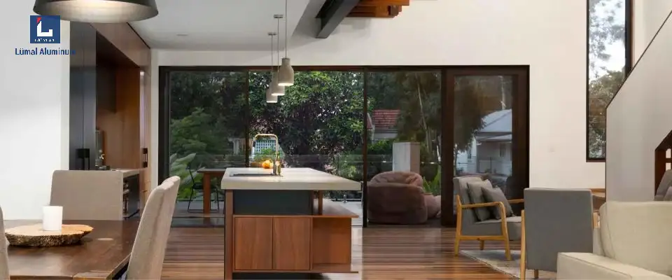 Cửa nhôm kính và xu hướng kiến trúc xanh hiện đại
